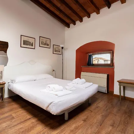 Era Apartment *